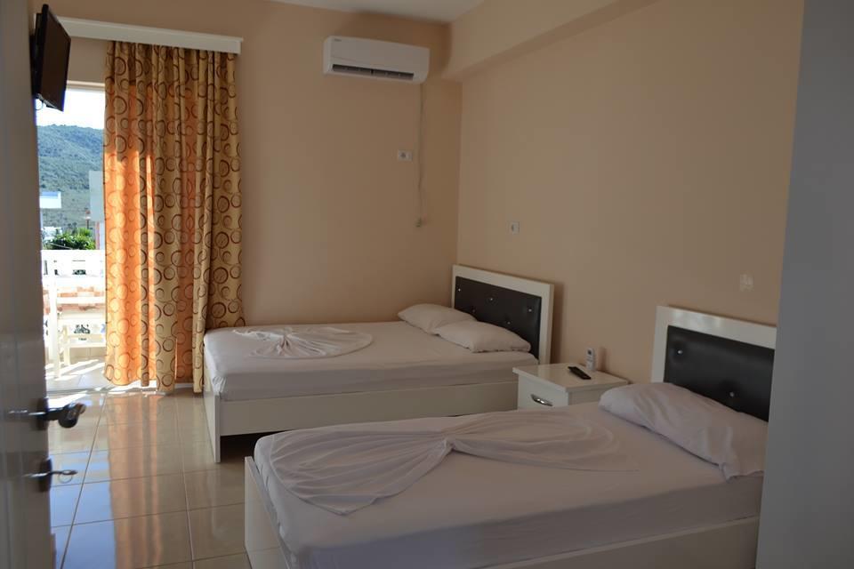 John Apartments Ksamil Luaran gambar